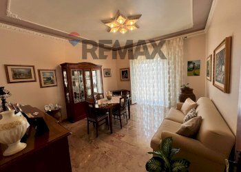 Sala da pranzo - Attico Corso dei Mille
 
76, Francofonte - foto 13