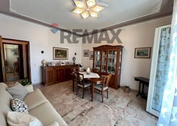 Sala da pranzo - Attico Corso dei Mille
 
76, Francofonte - foto 14