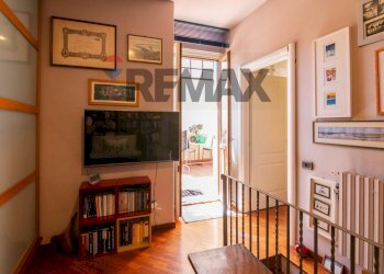 Hall / corridoio - Independent house Via Caduti del lavoro, Catania - photo 25