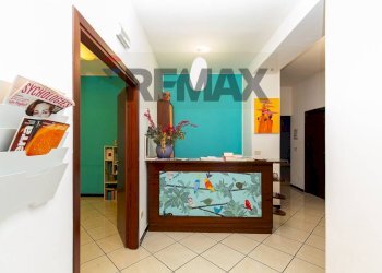 Hall / corridoio - Commercial Premises Via Gabriele D'annunzio
 
125, Catania - photo 7