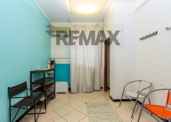 Camera / camera da letto - Commercial Premises Via Gabriele D'annunzio
 
125, Catania - photo 8