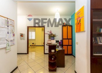 Hall / corridoio - Commercial Premises Via Gabriele D'annunzio
 
125, Catania - photo 11