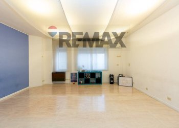 Stanza vuota - Commercial Premises Via Gabriele D'annunzio
 
125, Catania - photo 23