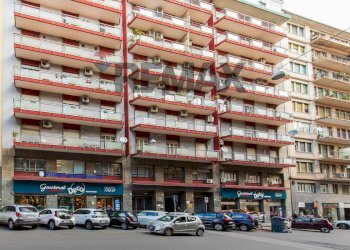 Edificio all\'aperto - Commercial Premises Via Gabriele D'annunzio
 
125, Catania - photo 29