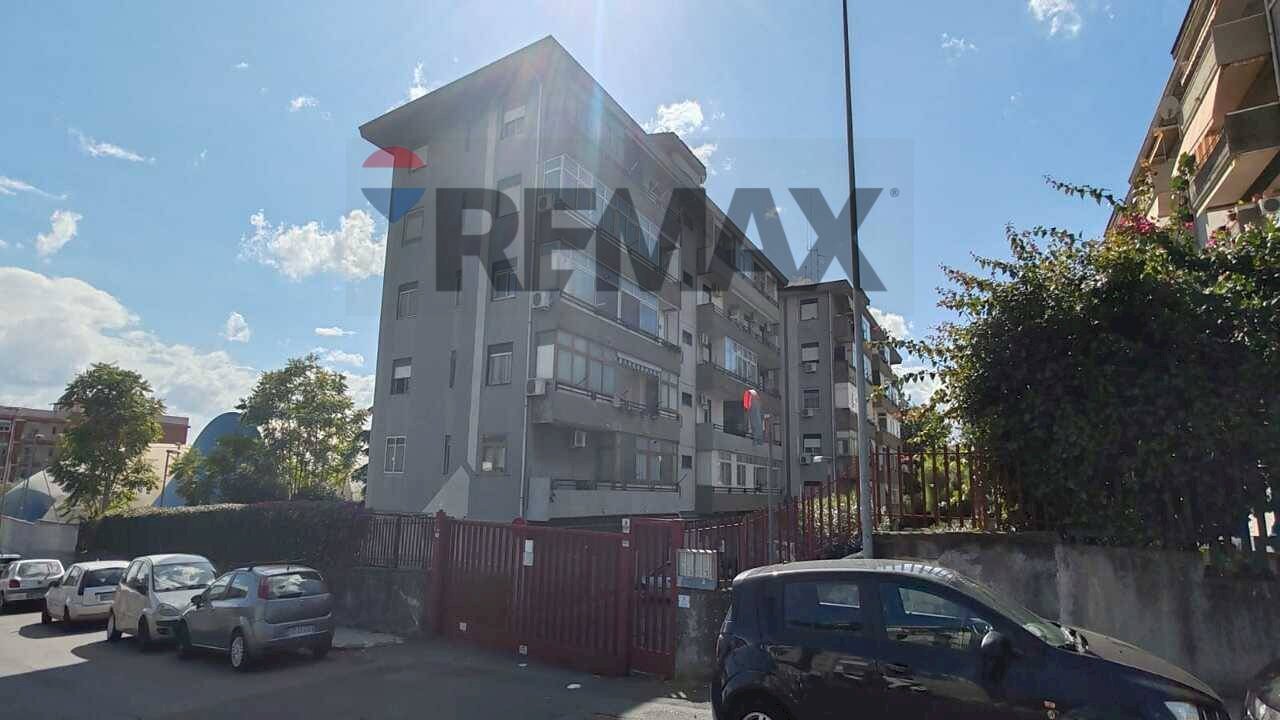 Edificio all\'aperto - Trilocale via oberdan
 
9, Gravina di Catania - foto 2