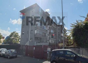 Edificio all\'aperto - Trilocale via oberdan
 
9, Gravina di Catania - foto 2