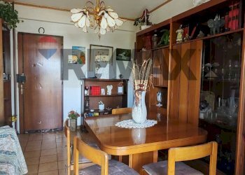 Sala da pranzo - Trilocale via oberdan
 
9, Gravina di Catania - foto 7