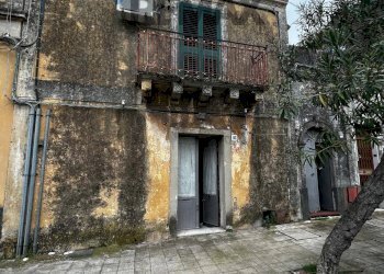 Casa all\'aperto - Casa indipendente via vittorio emanuele II
 
174, Viagrande - foto 8