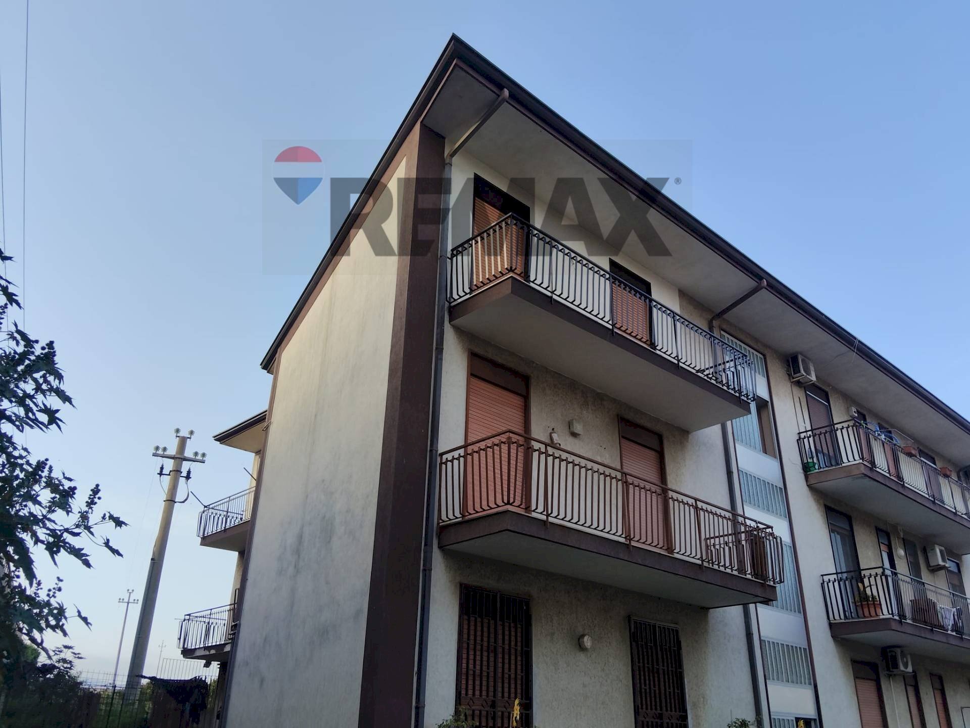 Edificio all\'aperto - Trilocale via Stazione
 
1, Mascali - foto 3