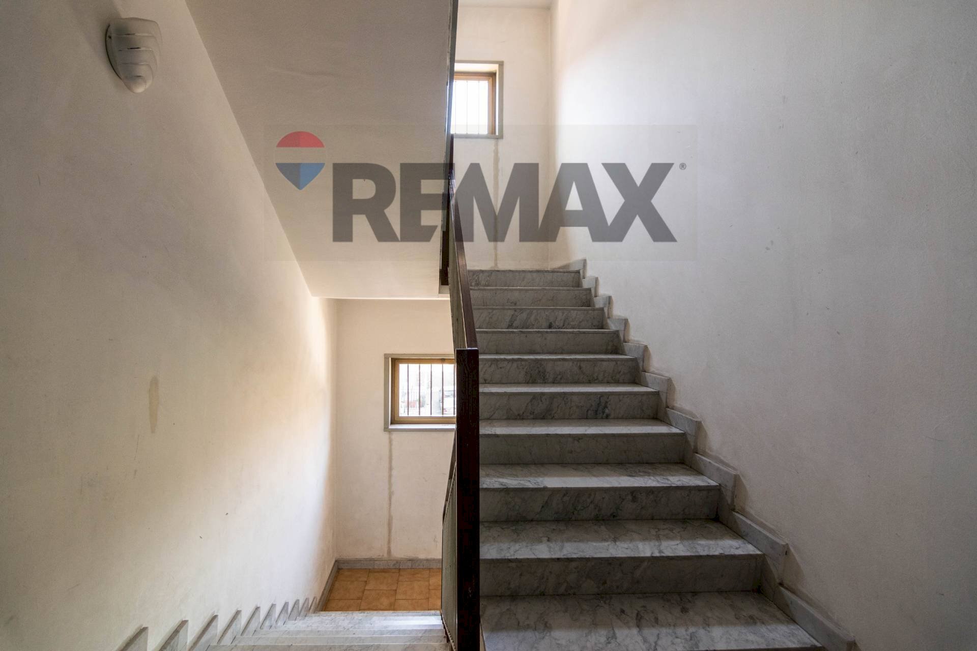 Scale - Appartamento via santa maria la stella
 
60, Aci Sant'Antonio - foto 3