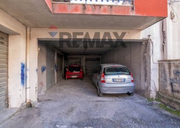 Parcheggio - Appartamento via santa maria la stella
 
60, Aci Sant'Antonio - foto 28