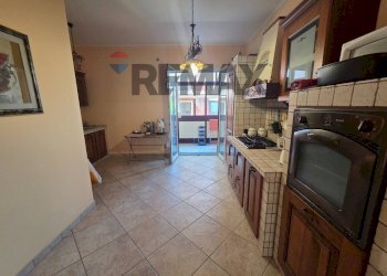 Cucina - Trilocale via de gasperi
 
3, Camporotondo Etneo - foto 6