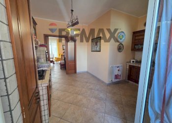 cucina - Trilocale via de gasperi
 
3, Camporotondo Etneo - foto 8