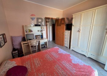 Camera / camera da letto - Trilocale via de gasperi
 
3, Camporotondo Etneo - foto 11