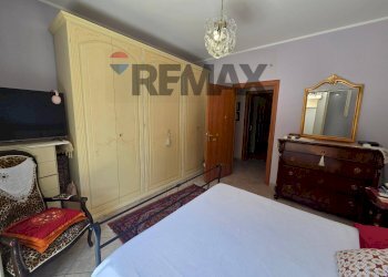 Camera / camera da letto - Trilocale via de gasperi
 
3, Camporotondo Etneo - foto 13