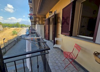 Balcone - Trilocale via de gasperi
 
3, Camporotondo Etneo - foto 15