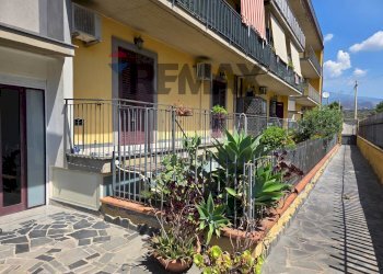 Casa all\'aperto - Trilocale via de gasperi
 
3, Camporotondo Etneo - foto 18