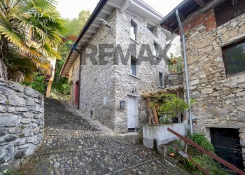 Casa all\'aperto - Villa Via Vignola
 
118, Carlazzo - foto 2