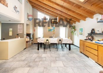 Sala da pranzo - Villa Via Vignola
 
118, Carlazzo - foto 10