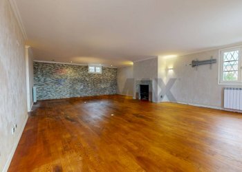 Stanza vuota - Villa Via Nannoni
 
100, Massarosa - foto 16