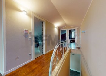 Hall / corridoio - Villa Via Nannoni
 
100, Massarosa - foto 50