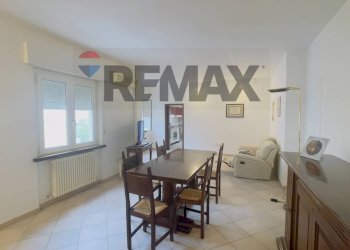 Sala da pranzo - Four-room apartment VIA ANSELMINI
 
5, Recanati - photo 9