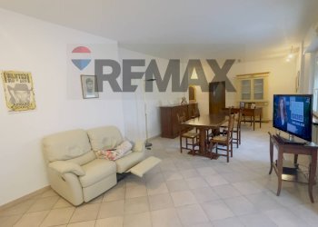 Sala da pranzo - Four-room apartment VIA ANSELMINI
 
5, Recanati - photo 12