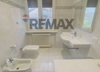 Bagno - Four-room apartment VIA ANSELMINI
 
5, Recanati - photo 51