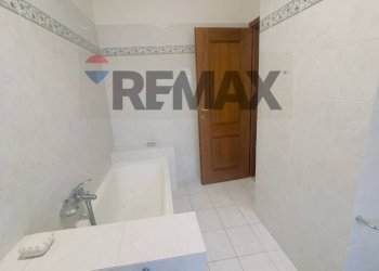 Bagno - Four-room apartment VIA ANSELMINI
 
5, Recanati - photo 53