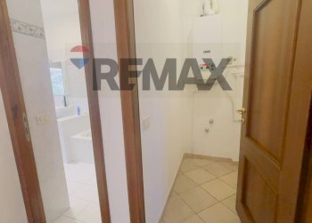 Hall / corridoio - Four-room apartment VIA ANSELMINI
 
5, Recanati - photo 54