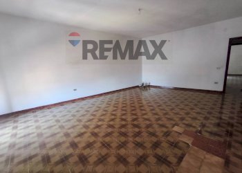 Stanza vuota - Casa semi indipendente corso umberto primo
 
43, Roggiano Gravina - foto 38