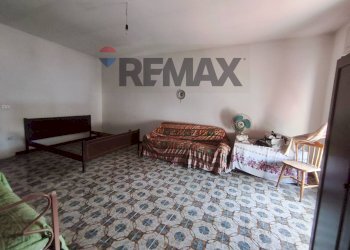 Camera / camera da letto - Casa semi indipendente corso umberto primo
 
43, Roggiano Gravina - foto 42