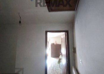 Hall / corridoio - Casa semi indipendente corso umberto primo
 
43, Roggiano Gravina - foto 44