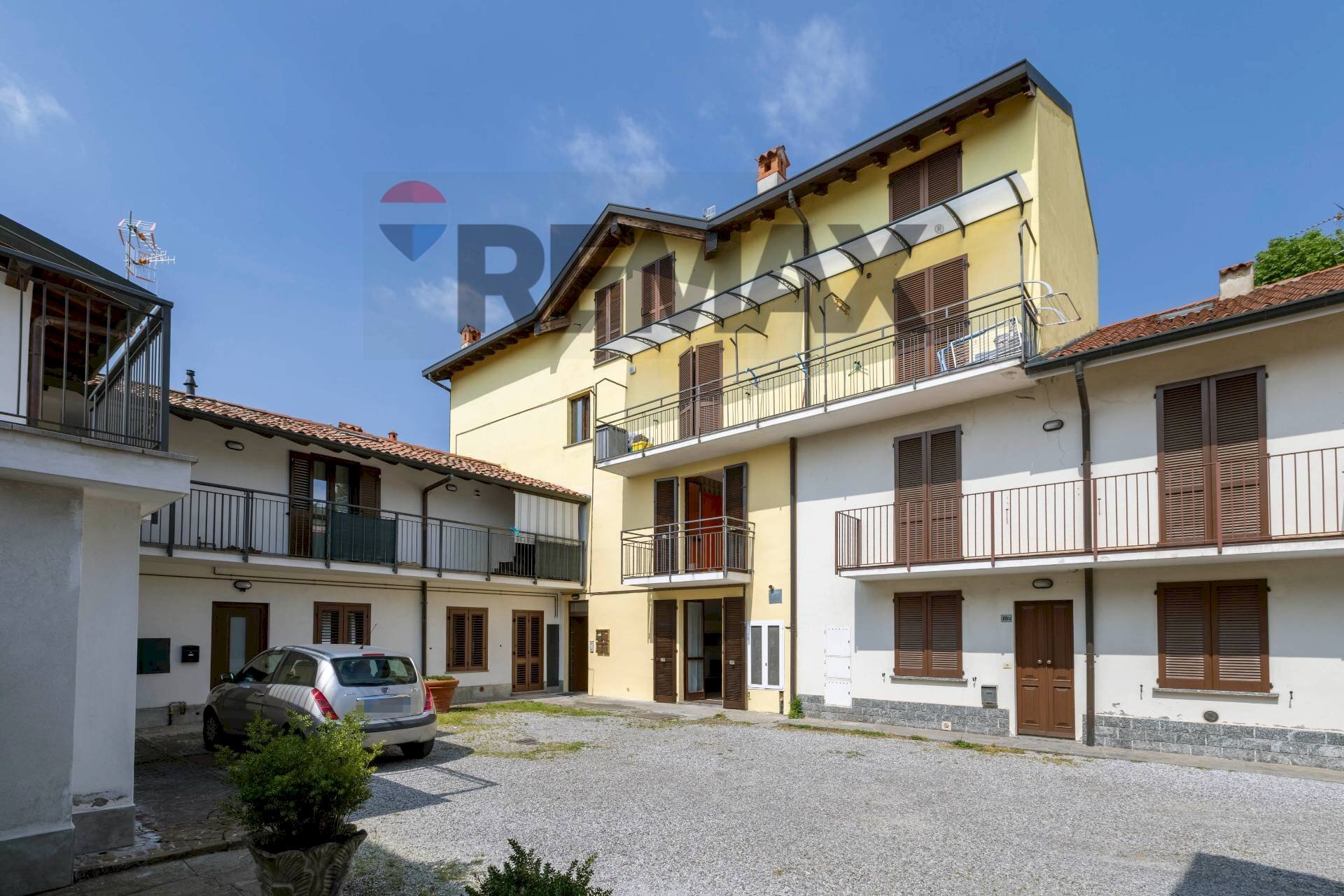 Edificio all\'aperto - Casa indipendente Via Milano
 
20, Oggiono - foto 3