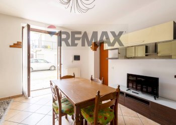 Sala da pranzo - Casa indipendente Via Milano
 
20, Oggiono - foto 2