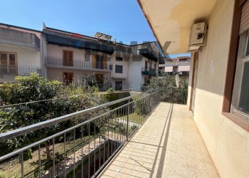 Balcone - Quadrilocale VIA CONSOLAZIONE
 
102, Aci Catena - foto 1