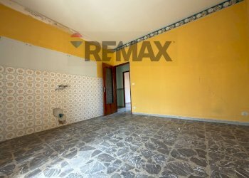 Stanza vuota - Quadrilocale VIA CONSOLAZIONE
 
102, Aci Catena - foto 10