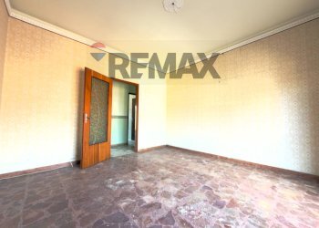 Stanza vuota - Quadrilocale VIA CONSOLAZIONE
 
102, Aci Catena - foto 13