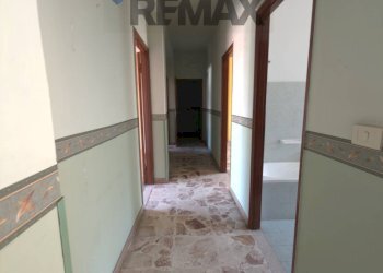 Hall / corridoio - Quadrilocale VIA CONSOLAZIONE
 
102, Aci Catena - foto 24