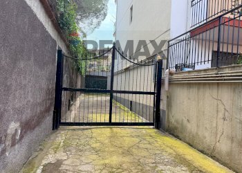 Terrazza - Quadrilocale VIA CONSOLAZIONE
 
102, Aci Catena - foto 29