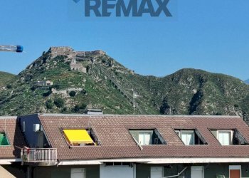 Vista delle montagne - Bilocale via Monteforte Banco
 
SNC, Calatabiano - foto 6