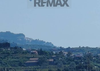 Edificio all\'aperto - Bilocale via Monteforte Banco
 
SNC, Calatabiano - foto 9