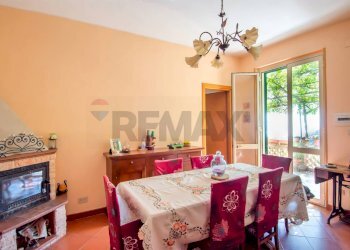 Sala da pranzo - Villa contrada ziretto
 
snc, Castelmola - foto 16