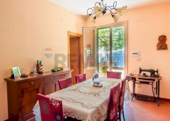 Sala da pranzo - Villa contrada ziretto
 
snc, Castelmola - foto 17