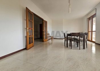 Sala da pranzo - Four-room apartment Lucera - photo 9