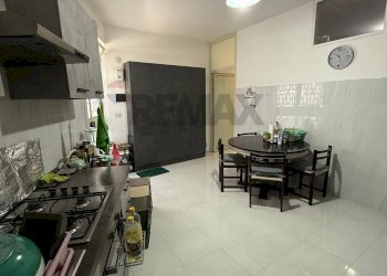 Cucina - Three-room apartment Via Ciccio Carrà Trigali
 
3, Lentini - photo 9