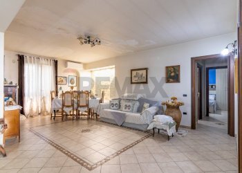 Sala da pranzo - Casa indipendente Via Porta Siracusana, Lentini - foto 1