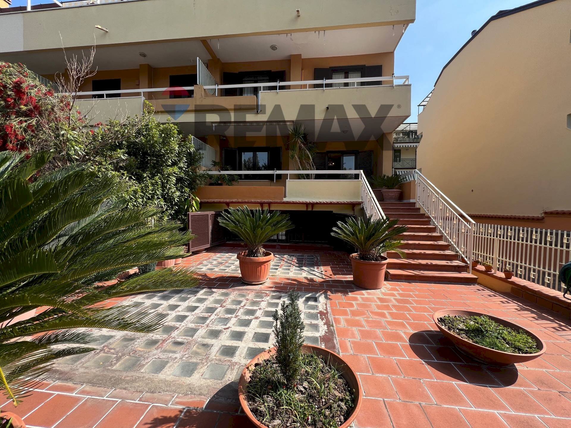 Edificio all\'aperto - Villa a Schiera Gregorio Mendel
 
49, Caserta - foto 3