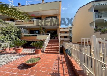 Terrazza - Villa a Schiera Gregorio Mendel
 
49, Caserta - foto 2