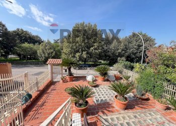 Terrazza - Villa a Schiera Gregorio Mendel
 
49, Caserta - foto 9